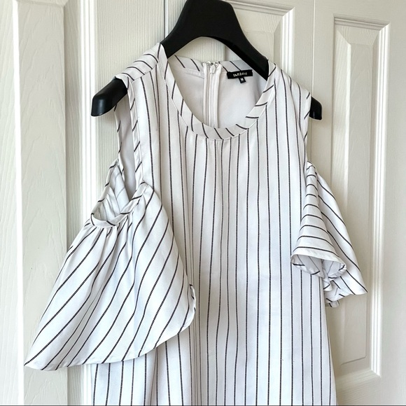 I.T. Tops - Hong Kong I.T. White Top